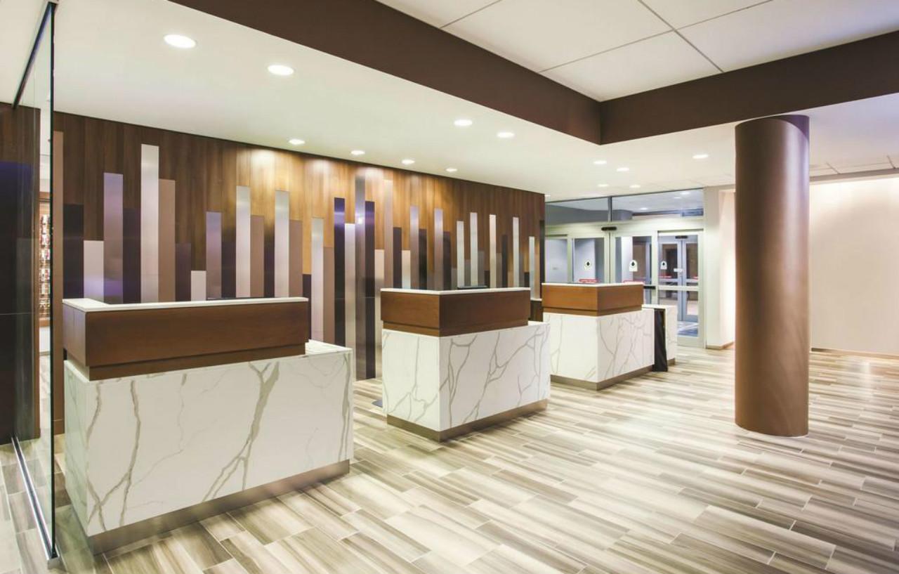 La Quinta Inn & Suites By Wyndham Chicago Downtown Bagian luar foto