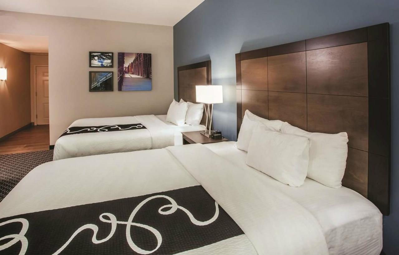La Quinta Inn & Suites By Wyndham Chicago Downtown Bagian luar foto
